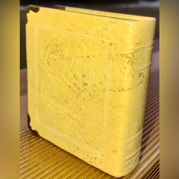 Vintage 1935 Zell BOOK Figural SCRAPPY Bank Money Saver Book Thrift Book - Picture 7 of 7